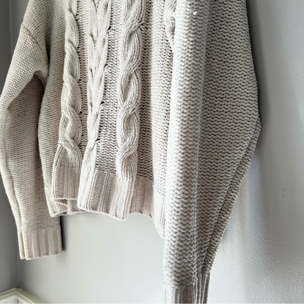 American Eagle Outfitters Cozy Cable Knit Sweater - Cream - Size M - Picture 8 of 9